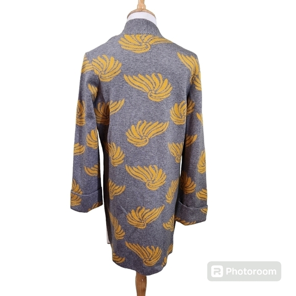 Alison Sheri Grey Cardigan with Gold Print, sz M - Picture 2 of 7